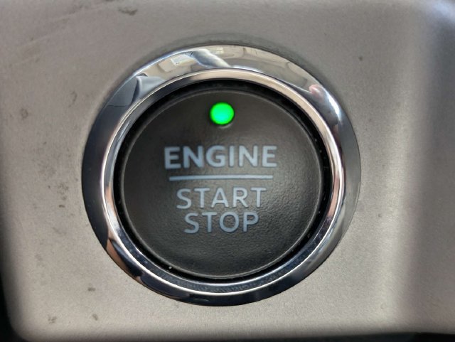 Certified 2022 Ford Expedition XLT RWD image 29