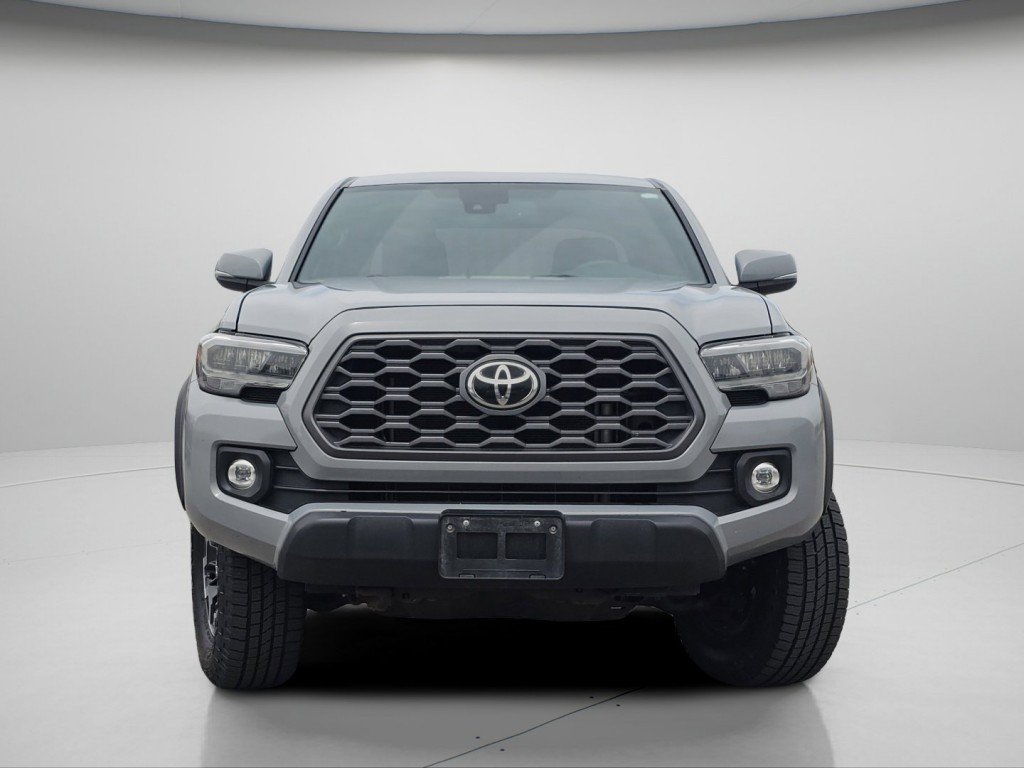 Used 2020 Toyota Tacoma TRD Off-Road w/ Technology Package AWD/4WD image 3