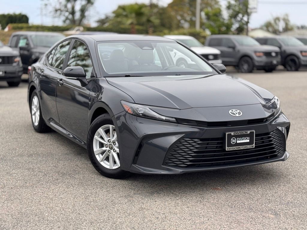 Used 2025 Toyota Camry LE FWD image 2