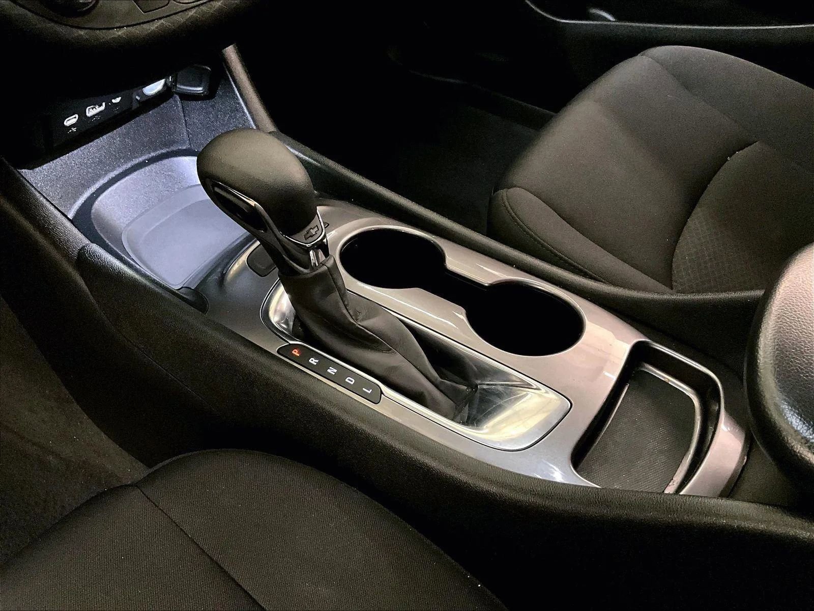 Used 2022 Chevrolet Malibu LS image 16