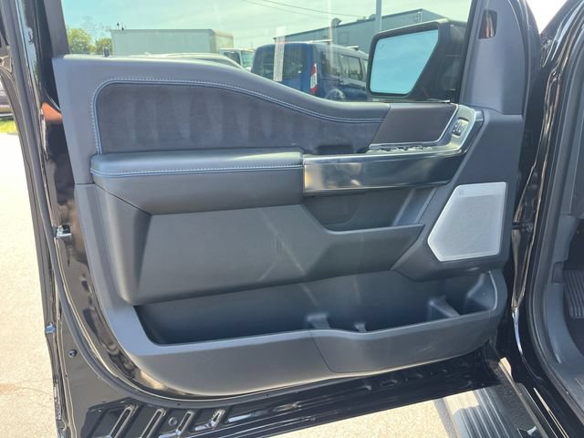 Certified 2025 Ford F150 Platinum w/ Equipment Group 702A High AWD/4WD image 18