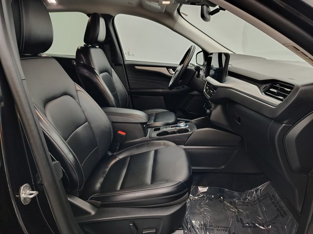 Certified 2025 Ford Escape Platinum AWD/4WD image 27