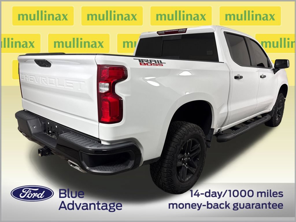 Used 2025 Chevrolet Silverado 1500 LT Trail Boss w/ Convenience Package II AWD/4WD image 4