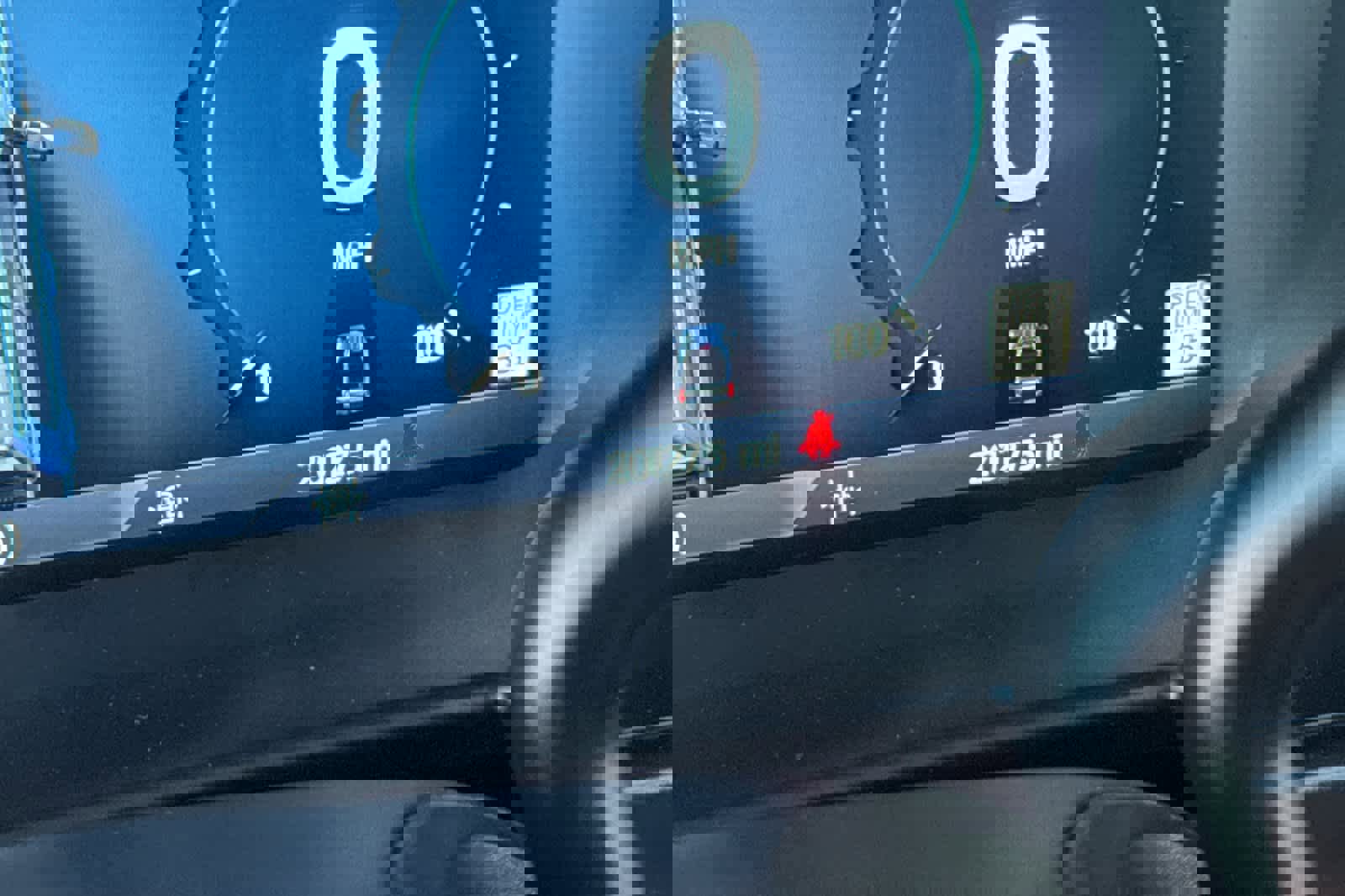 Certified 2023 Ford F450 Platinum w/ FX4 Off-Road Package image 25