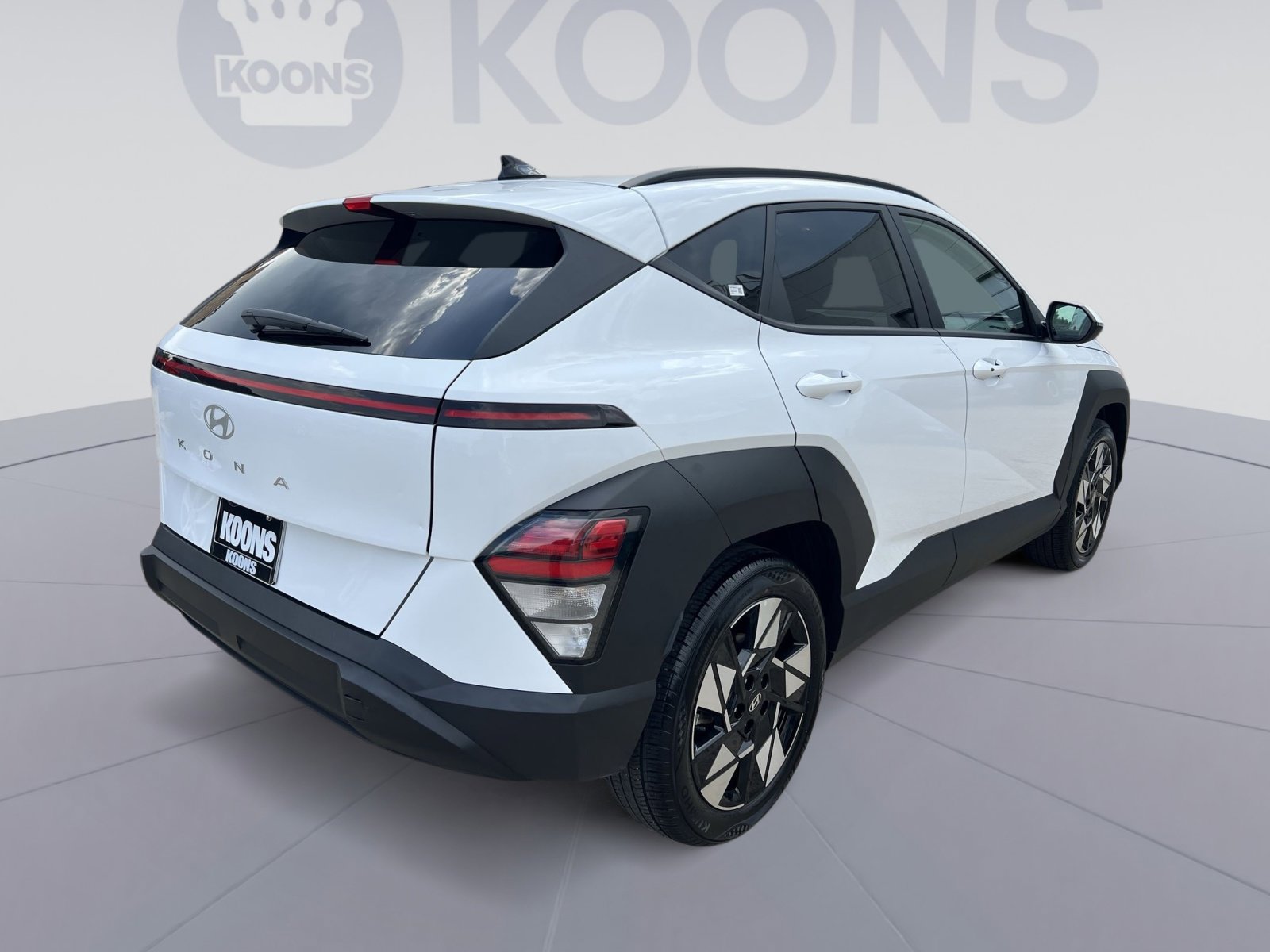 Used 2025 Hyundai Kona SEL FWD image 16