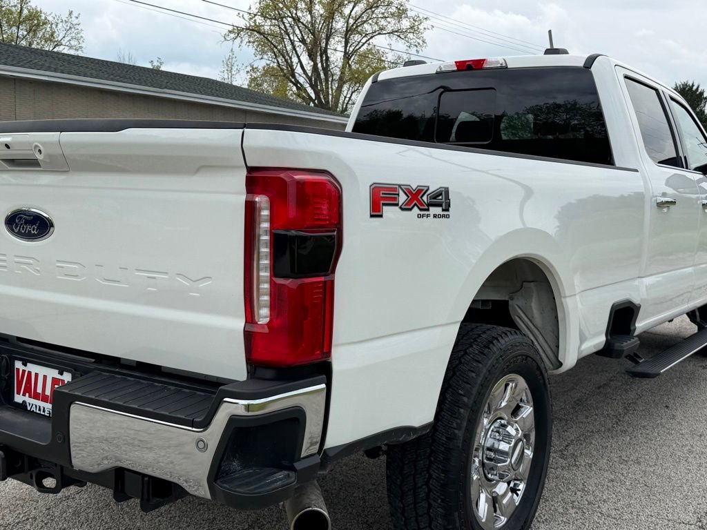 Certified 2025 Ford F350 Lariat w/ Lariat Ultimate Package AWD/4WD image 9