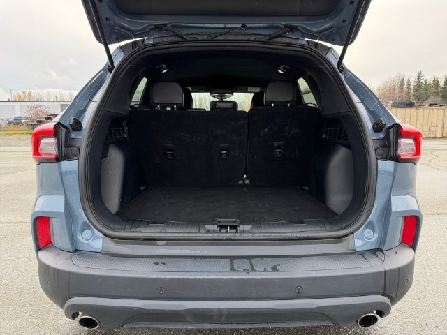Certified 2026 Ford Escape ST-Line w/ Tech Pack #1 AWD/4WD image 23