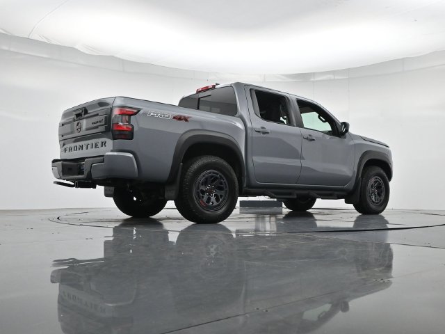 Used 2025 Nissan Frontier PRO-4X AWD/4WD image 32