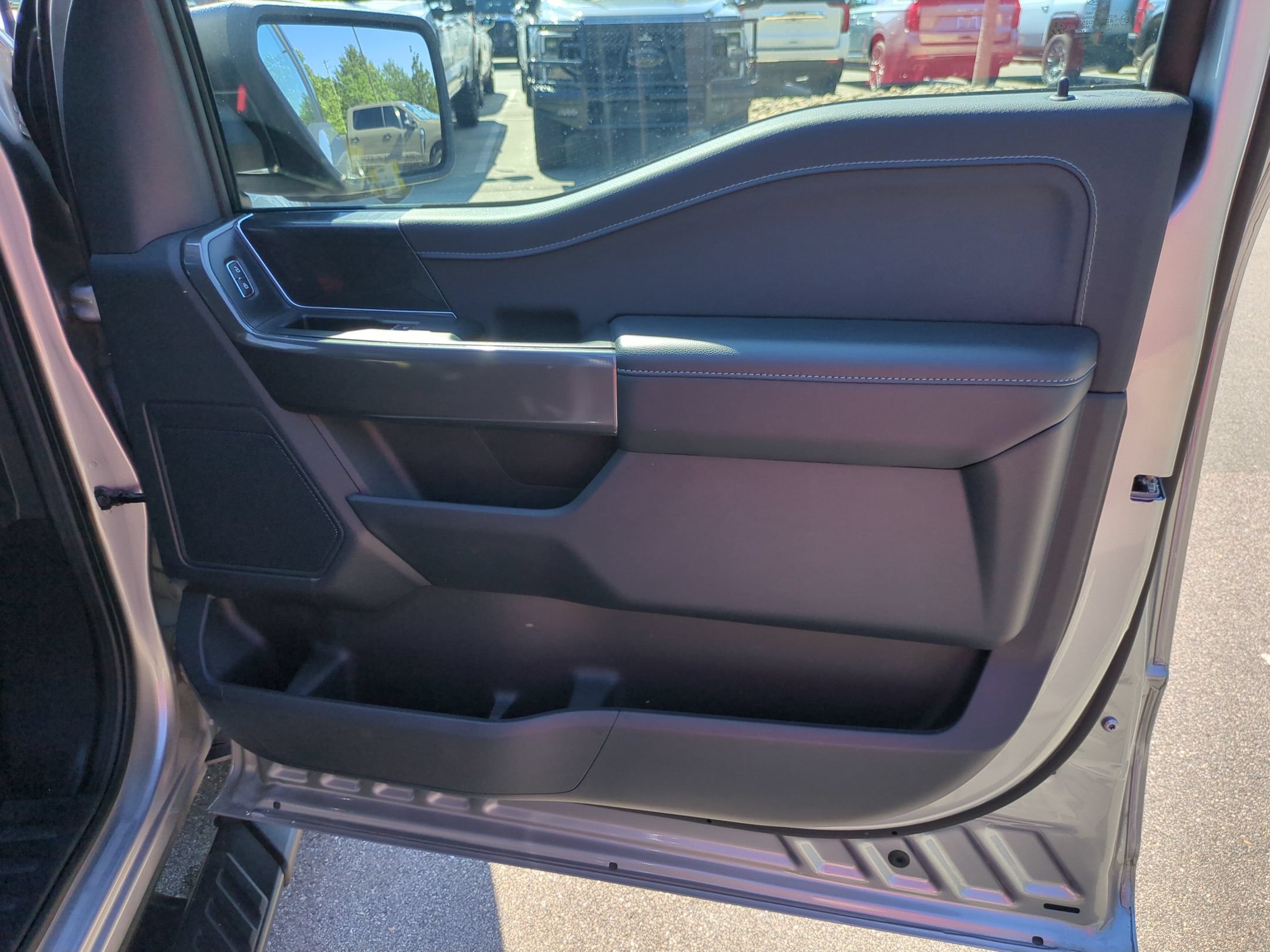 Certified 2023 Ford F150 4x4 SuperCrew Hybrid image 40