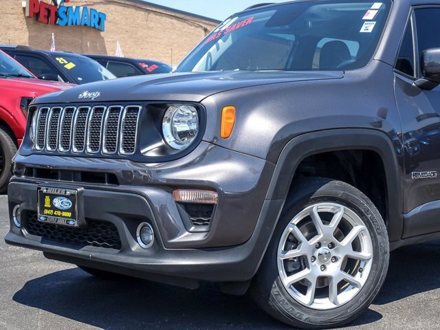 Used 2020 Jeep Renegade Latitude w/ Cold Weather Group AWD/4WD image 3