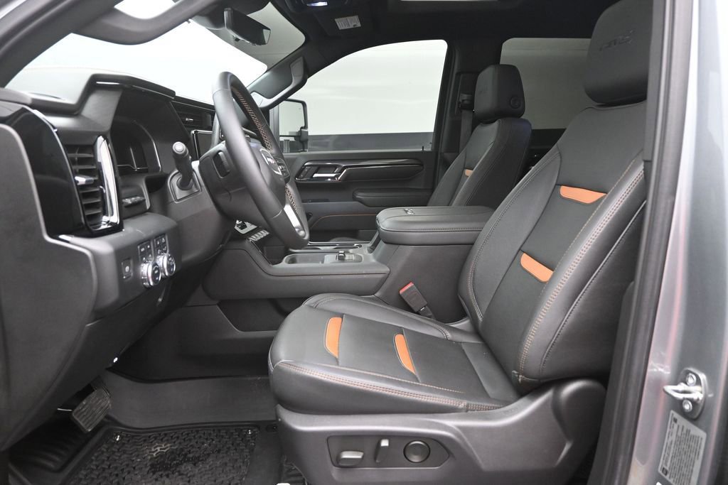 Used 2024 GMC Sierra 2500 AT4 w/ AT4 Premium Plus Package AWD/4WD image 18