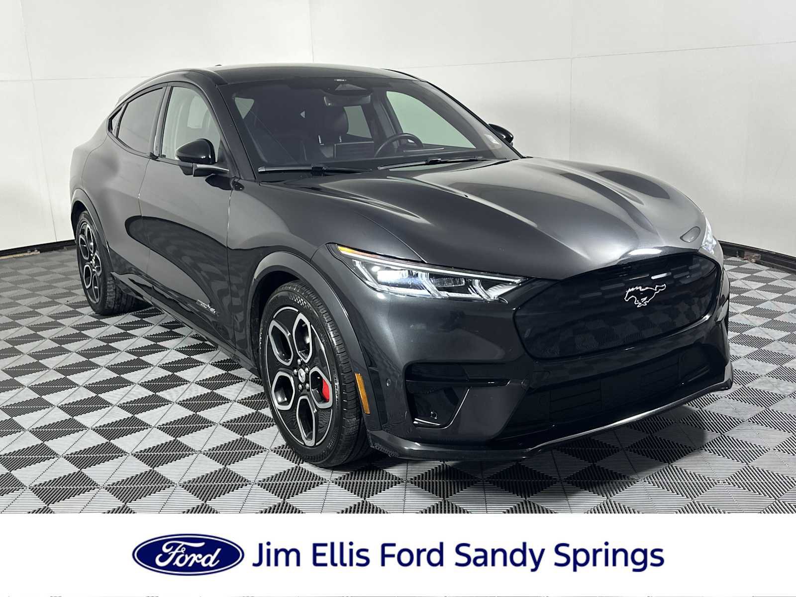 Certified 2022 Ford Mustang Mach-E GT image 5