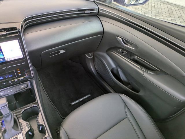 Used 2024 Hyundai Santa Cruz Night image 16
