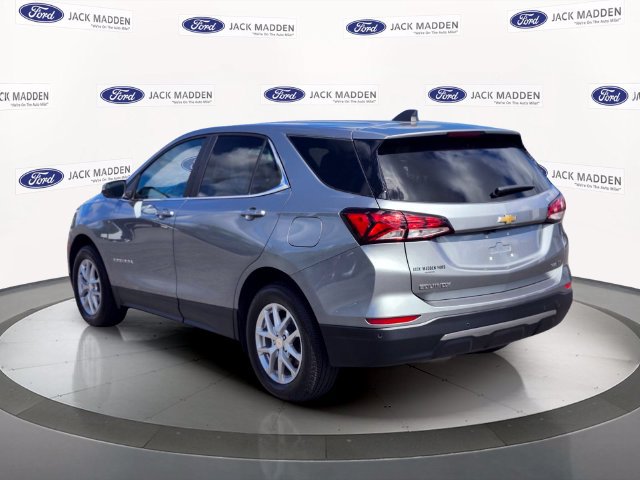Used 2024 Chevrolet Equinox LT AWD/4WD image 3