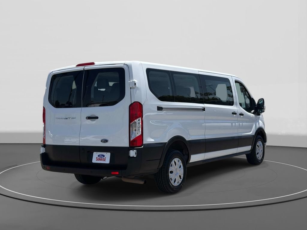 Certified 2023 Ford Transit 350 XLT RWD image 5