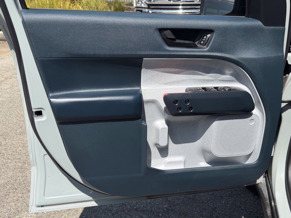 Certified 2022 Ford Maverick XLT FWD image 22