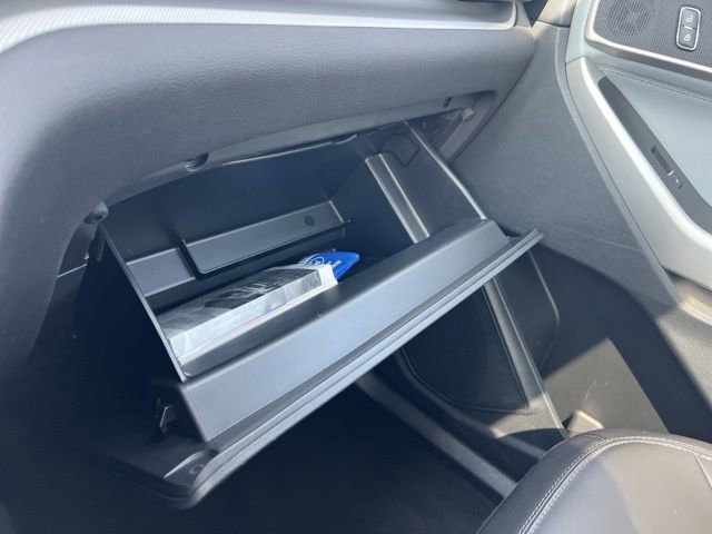 Certified 2022 Ford Explorer XLT w/ Equipment Group 202A image 19