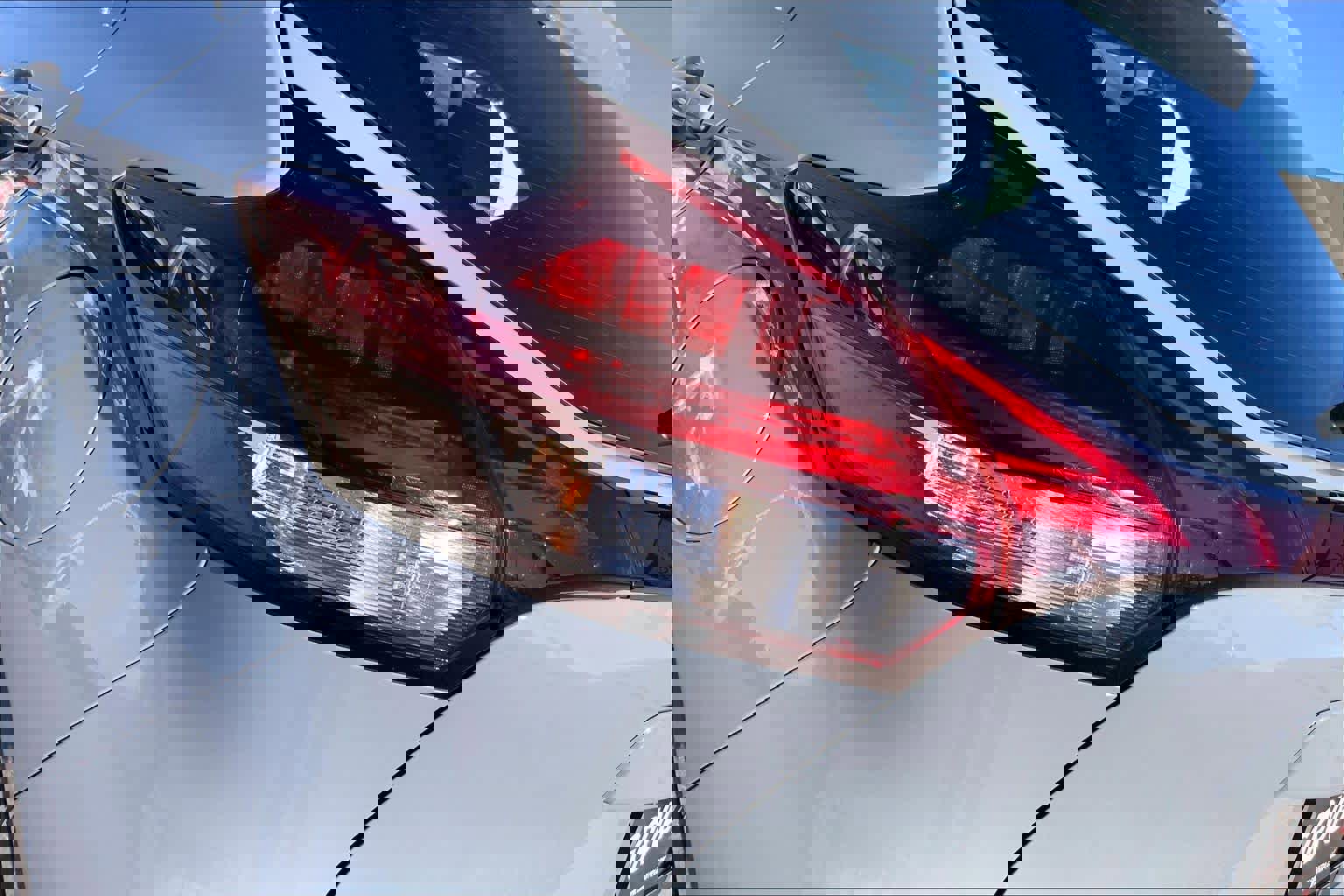 Used 2023 Nissan Kicks SR w/ SR Premium Package image 28