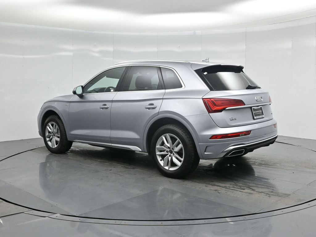 Used 2023 Audi Q5 2.0T Premium w/ Convenience Package image 17