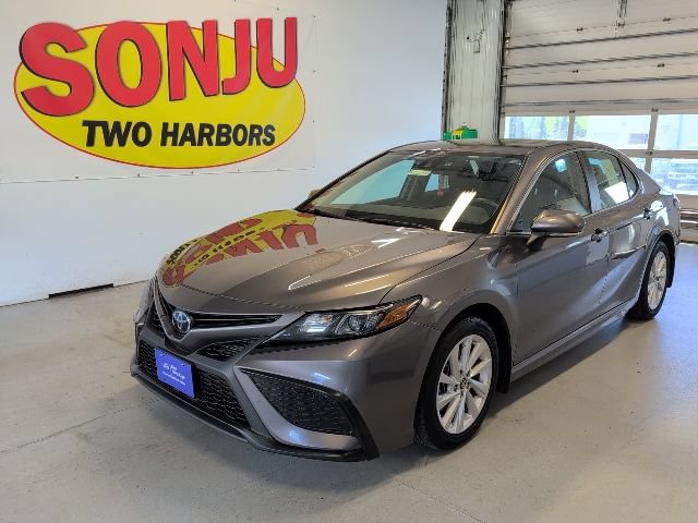 Used 2024 Toyota Camry SE