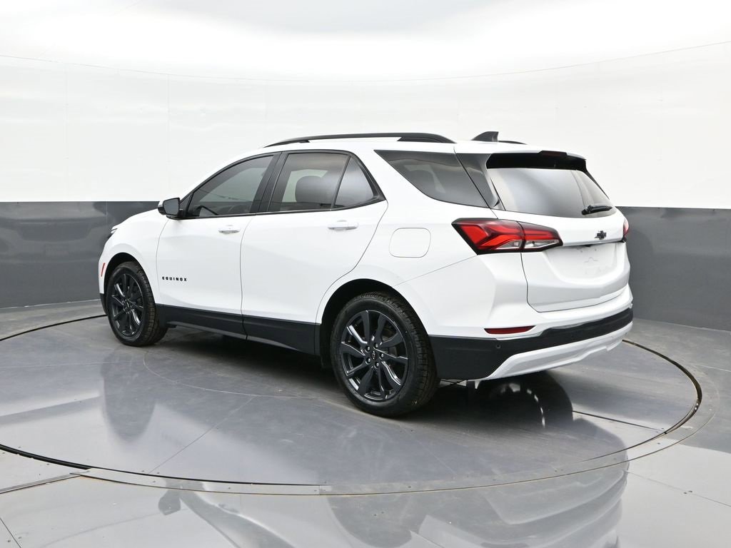 Used 2022 Chevrolet Equinox RS w/ RS Leather Package image 5