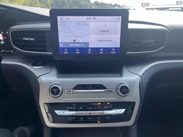 Certified 2022 Ford Explorer XLT w/ Equipment Group 202A AWD/4WD image 29