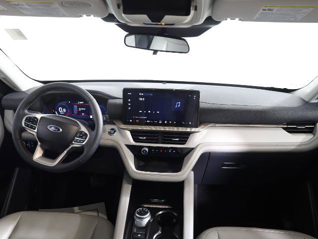 Certified 2025 Ford Explorer Active w/ Active Comfort Package image 13