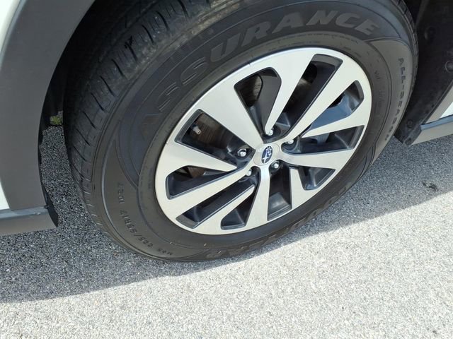 Used 2021 Subaru Outback Premium w/ Tech Package 1 AWD/4WD image 17