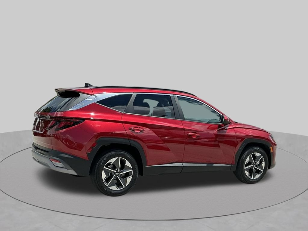 Used 2025 Hyundai Tucson SEL FWD image 14