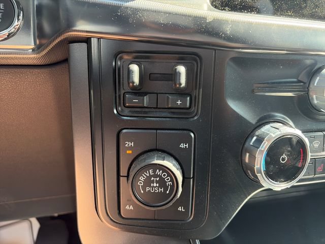 Certified 2025 Ford F150 Lariat AWD/4WD image 24