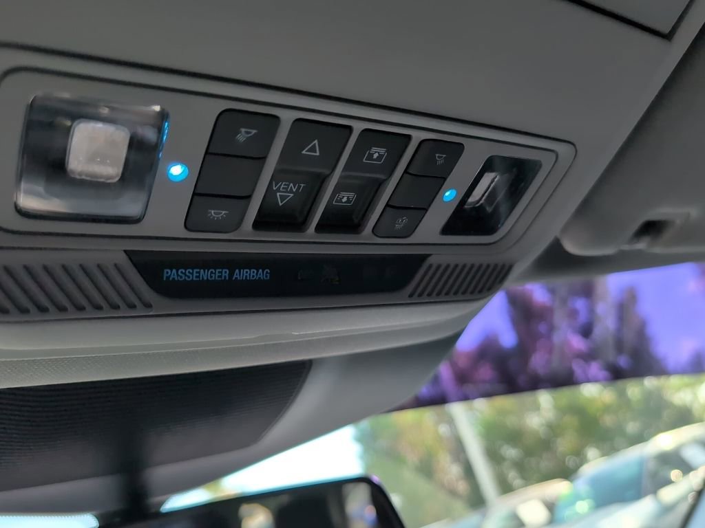 Certified 2022 Ford Explorer XLT w/ Equipment Group 202A image 23