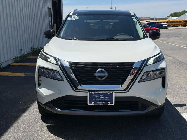 Used 2023 Nissan Rogue SL AWD/4WD image 8