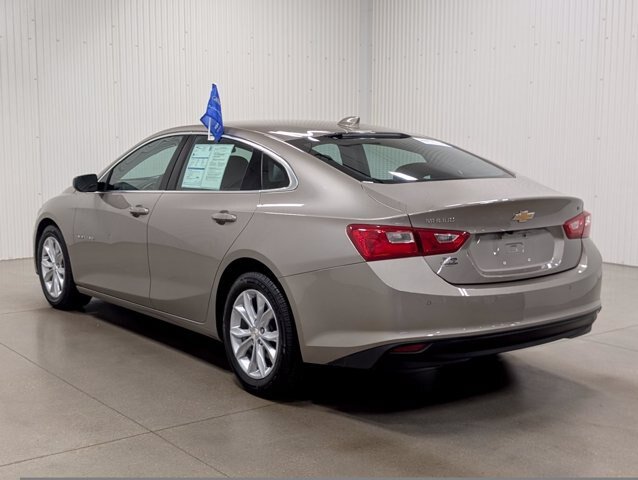Used 2025 Chevrolet Malibu LT FWD image 19