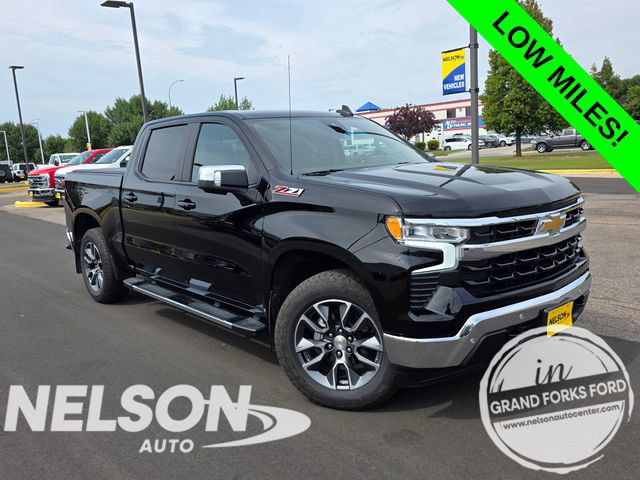 Used 2024 Chevrolet Silverado 1500 LT AWD/4WD image 1