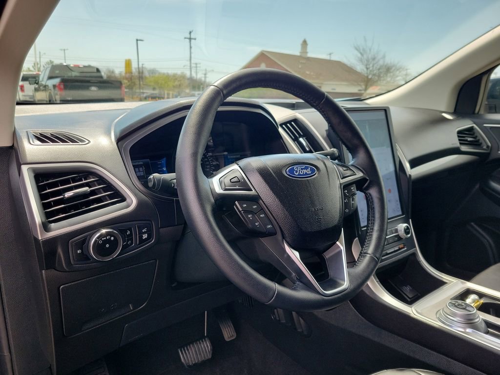 Certified 2023 Ford Edge SEL AWD/4WD image 21