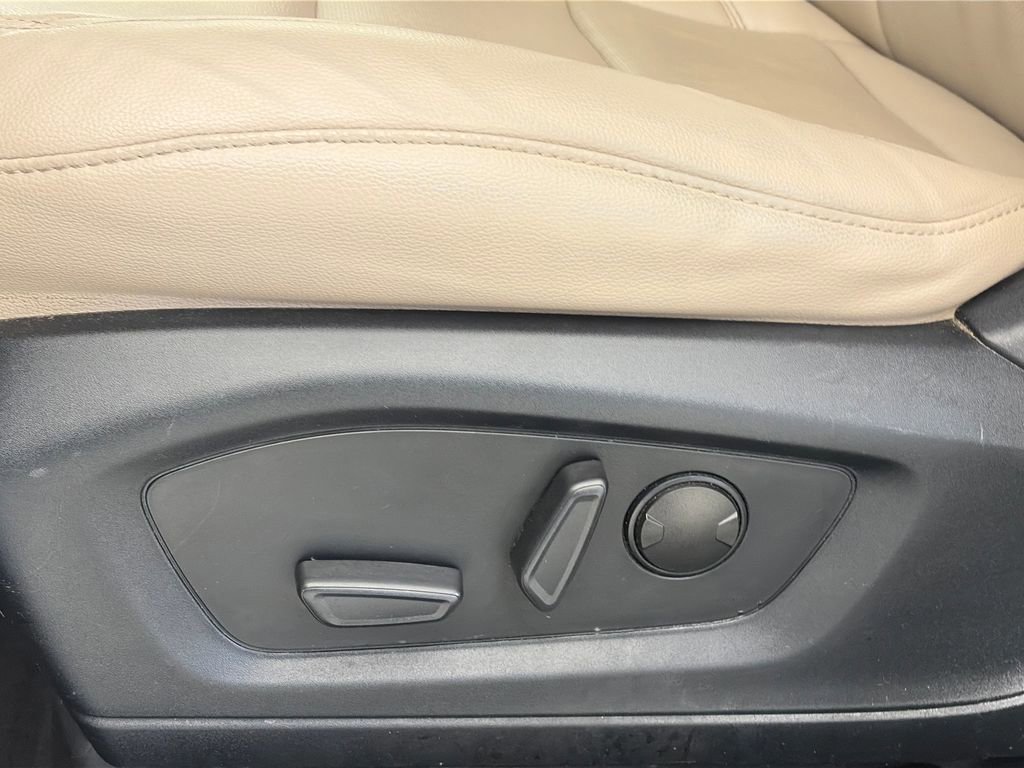 Certified 2022 Ford Explorer Limited AWD/4WD image 26