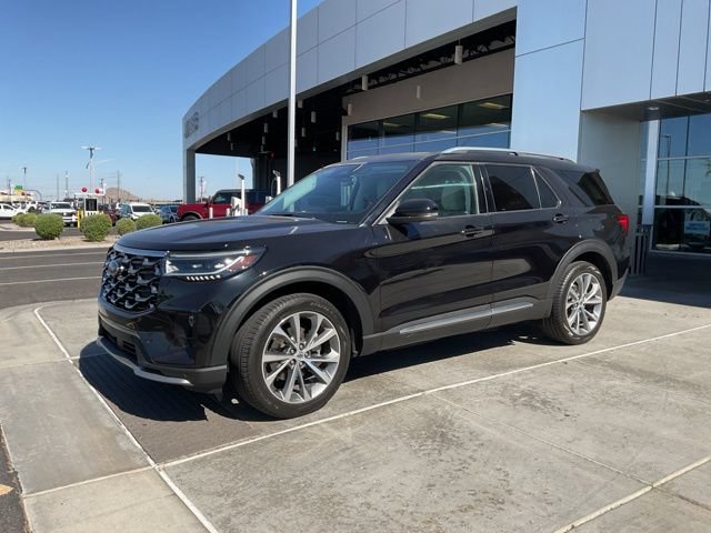 Certified 2025 Ford Explorer Platinum w/ Ultimate Package AWD/4WD image 2
