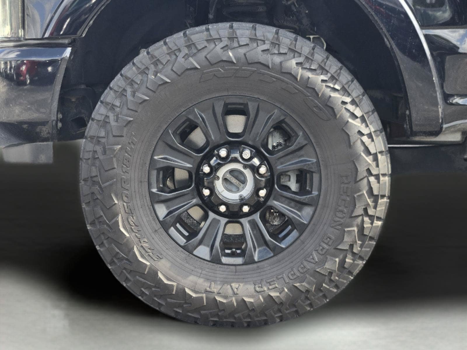 Certified 2022 Ford F250 Lariat w/ Tremor Off-Road Package AWD/4WD image 11