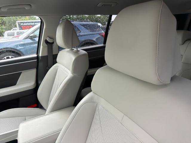 Used 2026 Hyundai Santa Fe SEL FWD image 10