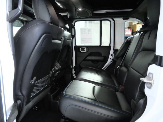 Used 2024 Jeep Wrangler Unlimited Rubicon 4xe AWD/4WD image 14