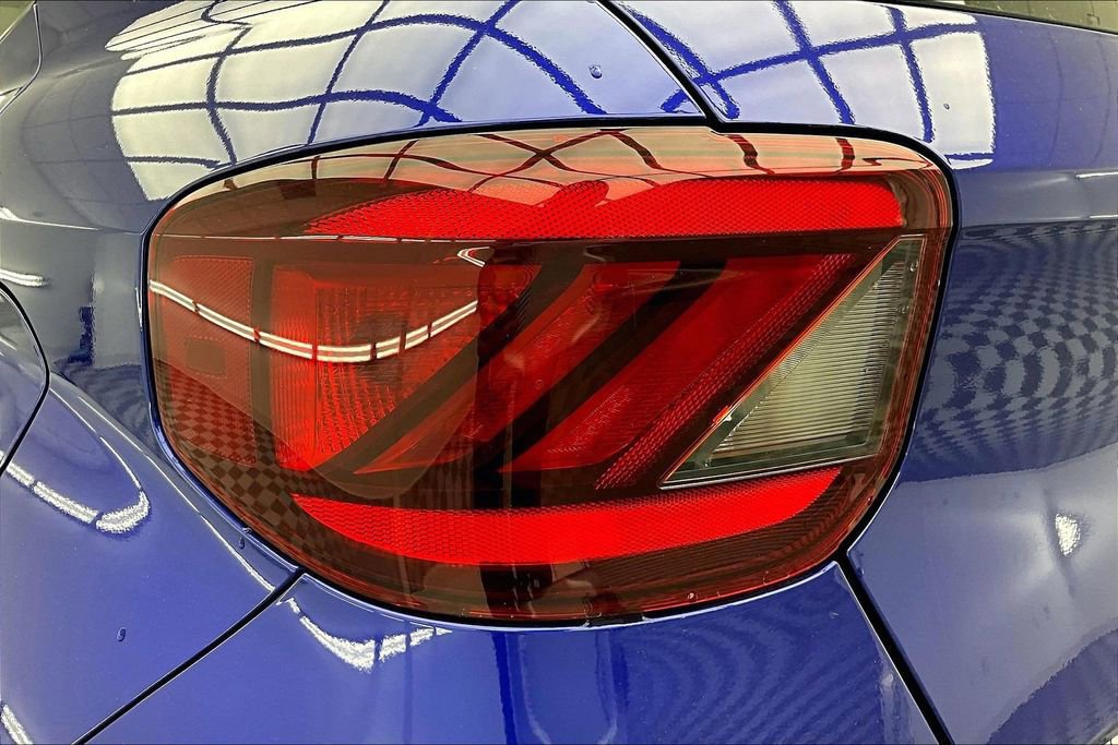 Used 2022 Hyundai Venue SEL FWD image 30