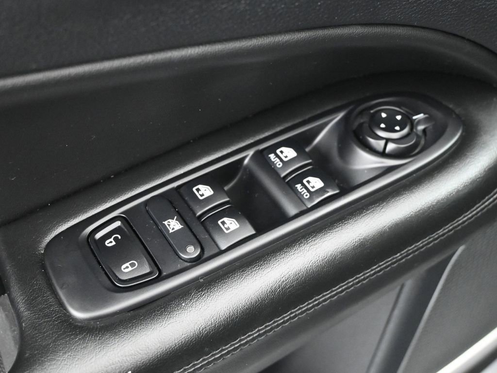 Used 2021 Jeep Compass Latitude image 10