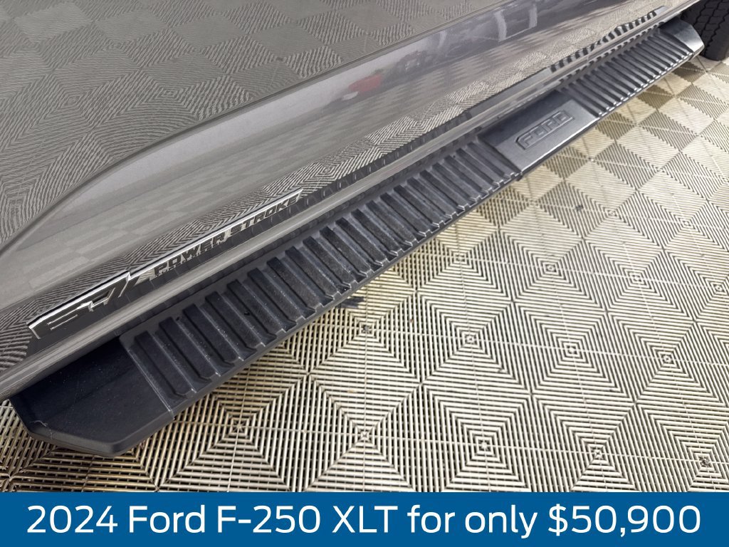 Certified 2024 Ford F250 XLT AWD/4WD image 14