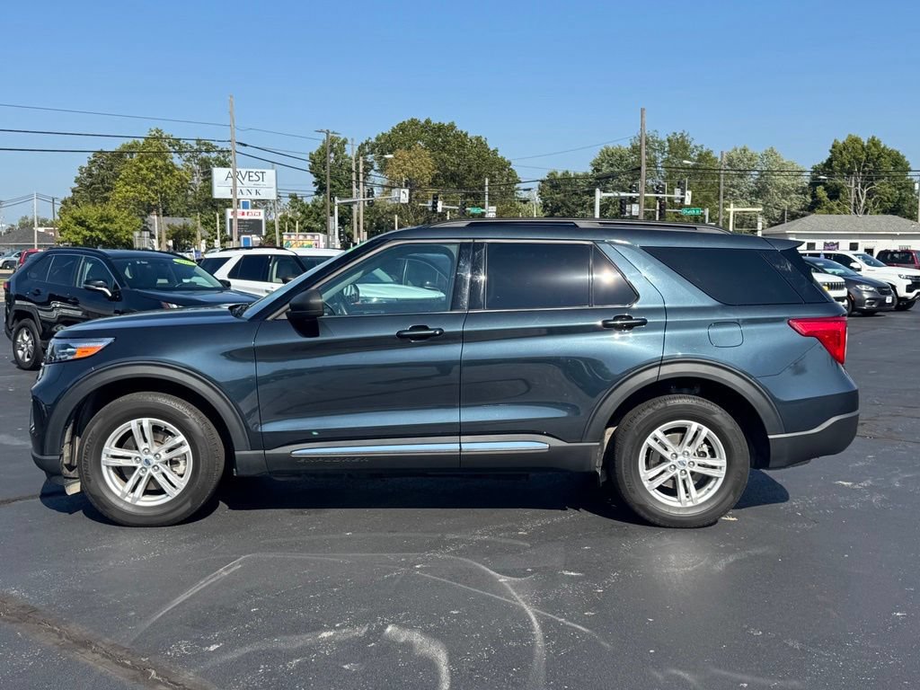 Certified 2024 Ford Explorer XLT w/ Equipment Group 202A AWD/4WD image 29