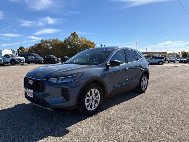 Certified 2023 Ford Escape Active FWD image 3