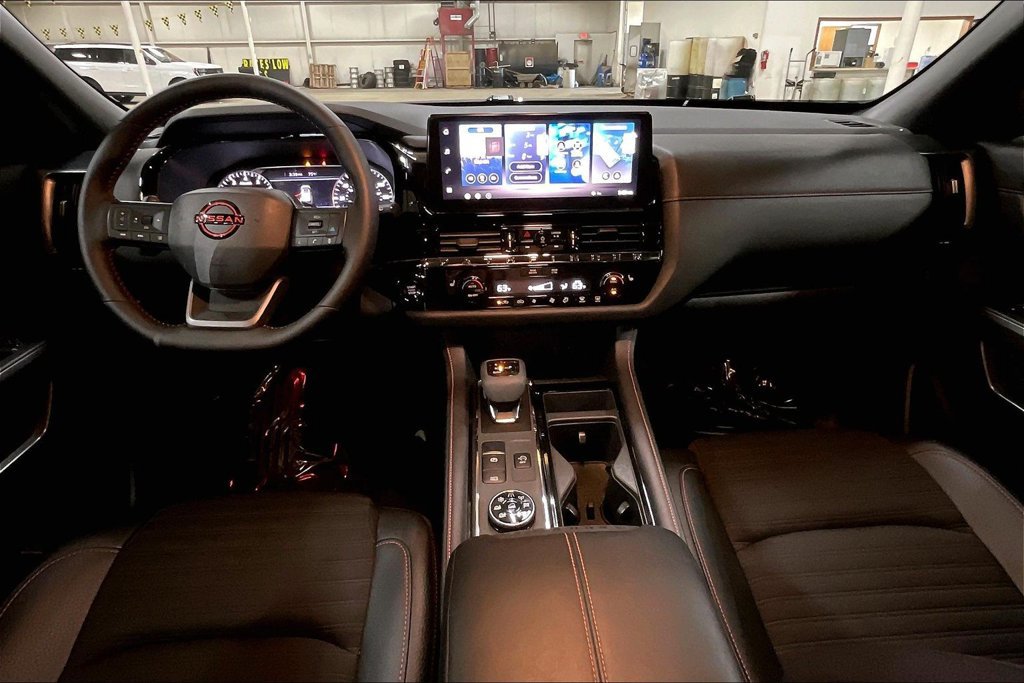 Used 2026 Nissan Pathfinder Rock Creek AWD/4WD image 14