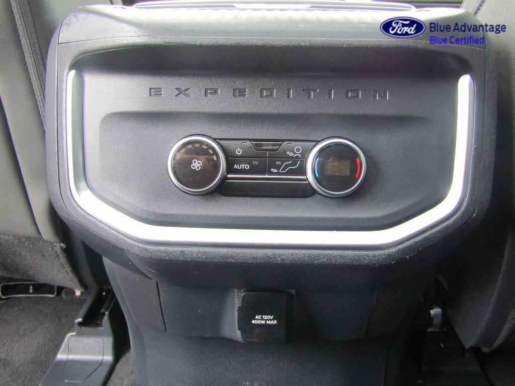 Certified 2025 Ford Expedition Active AWD/4WD image 42