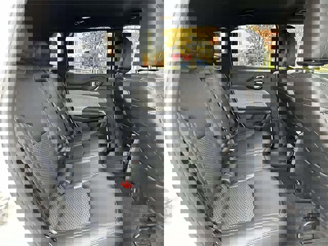 Used 2024 Jeep Compass Latitude image 23