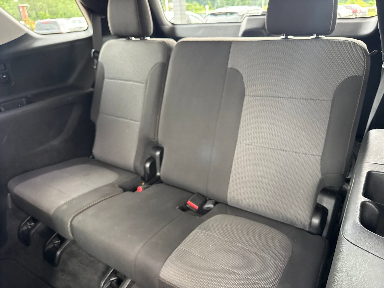 Used 2019 Chevrolet Traverse LT FWD image 35