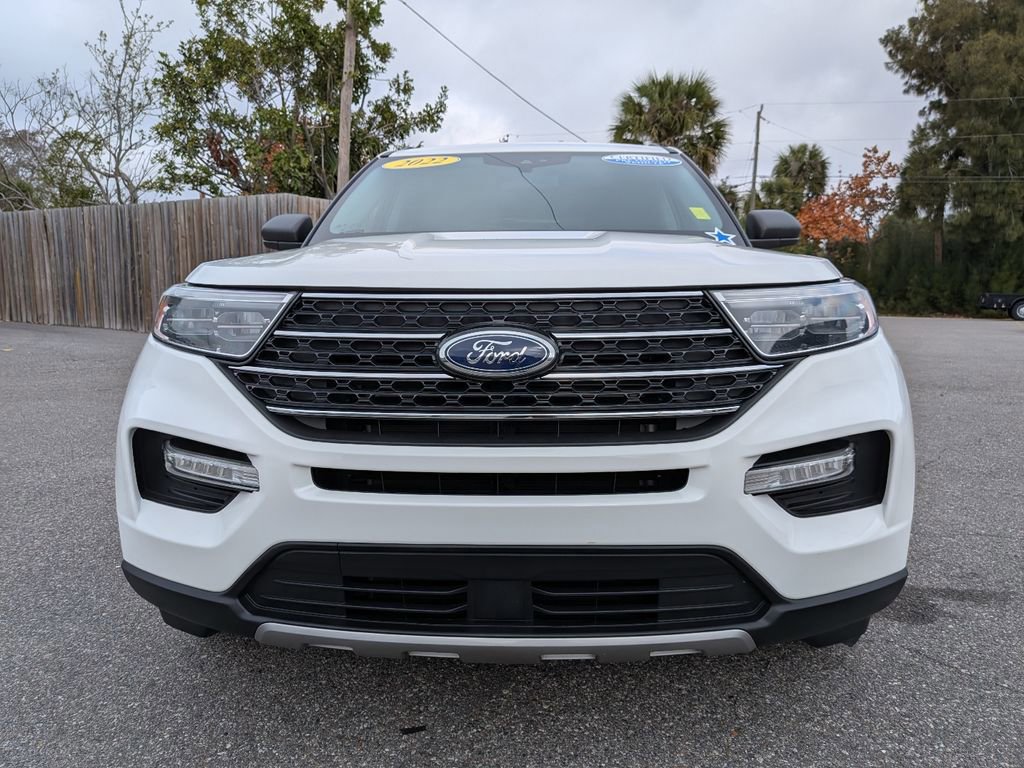 Certified 2022 Ford Explorer XLT w/ Equipment Group 202A image 9
